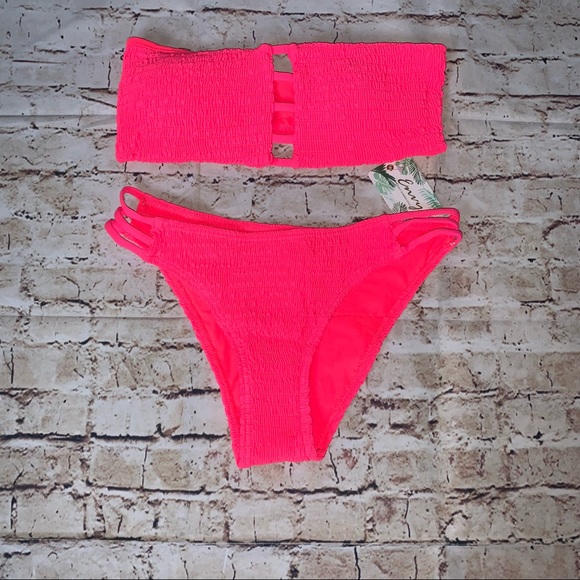 Envya smocked strapless bikini - Picture 2 of 5